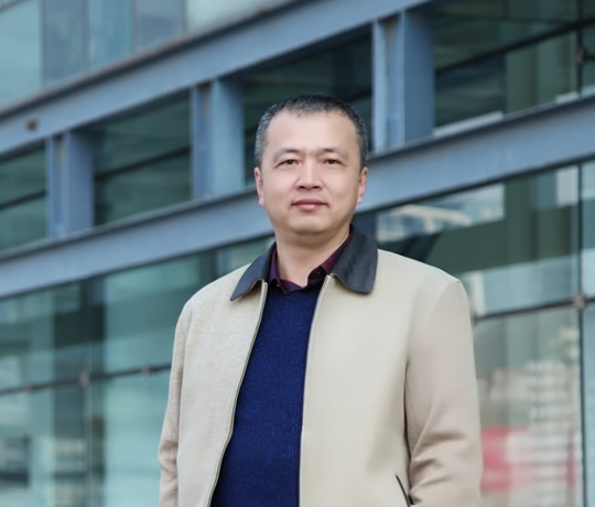 李秋波
